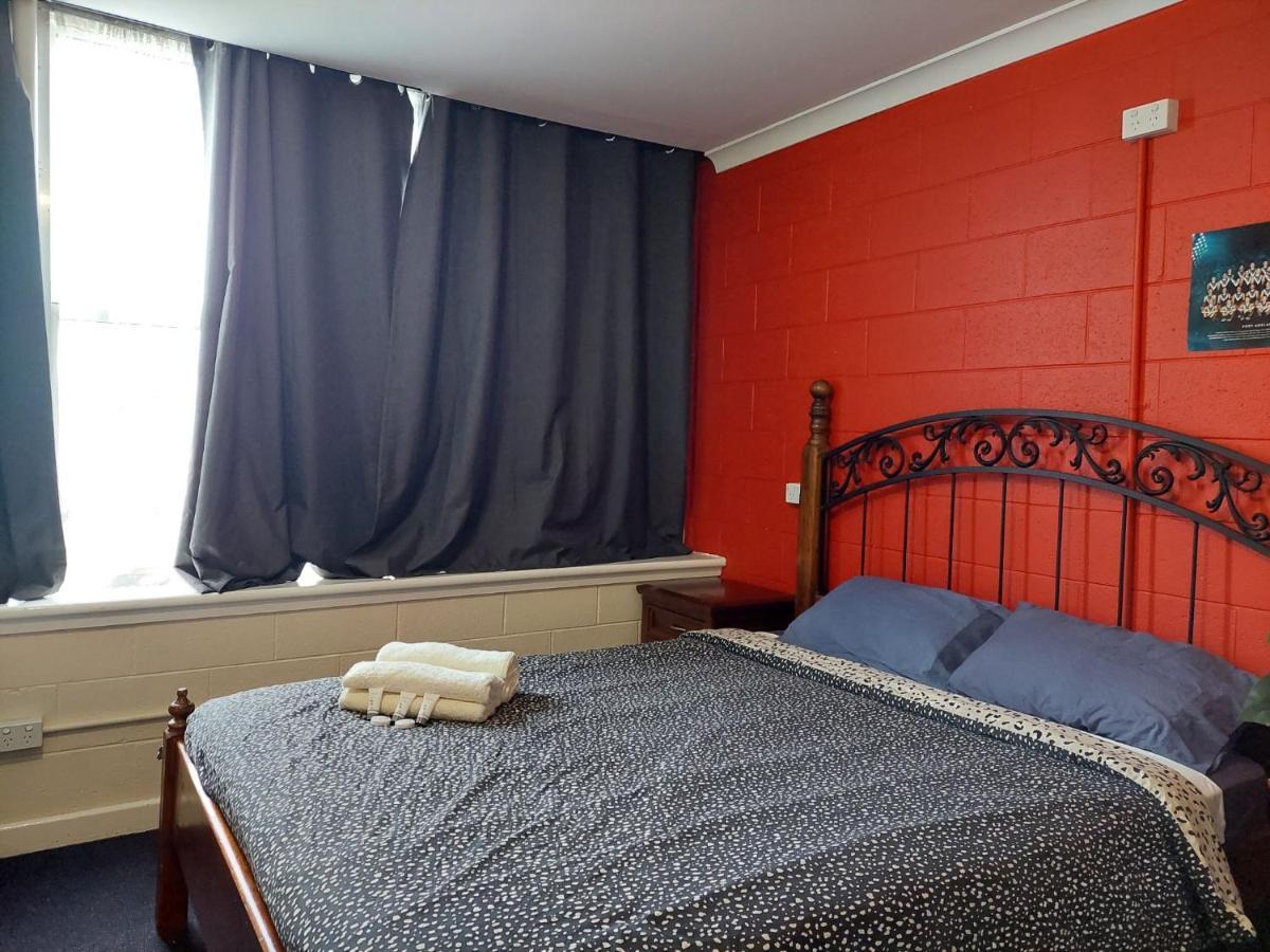 Port Adelaide Backpackers Hostel Exterior foto
