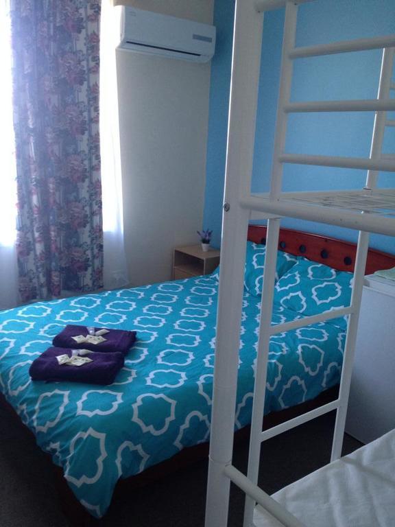 Port Adelaide Backpackers Hostel Exterior foto