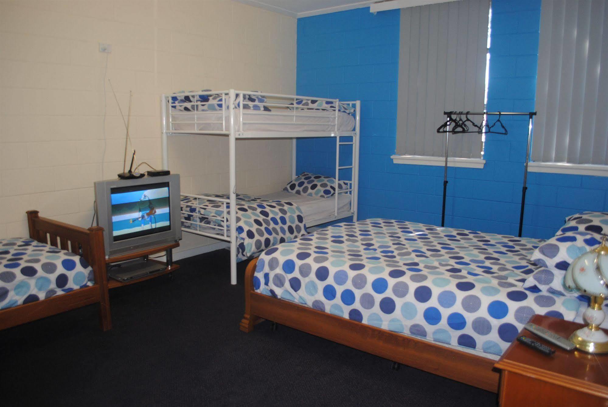 Port Adelaide Backpackers Hostel Exterior foto